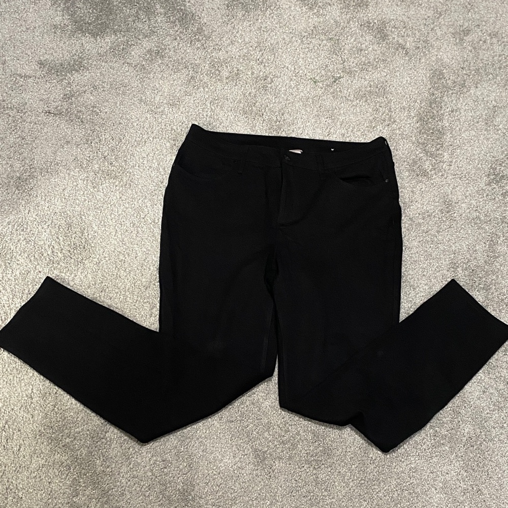 Chico's Black Skinny Slacks